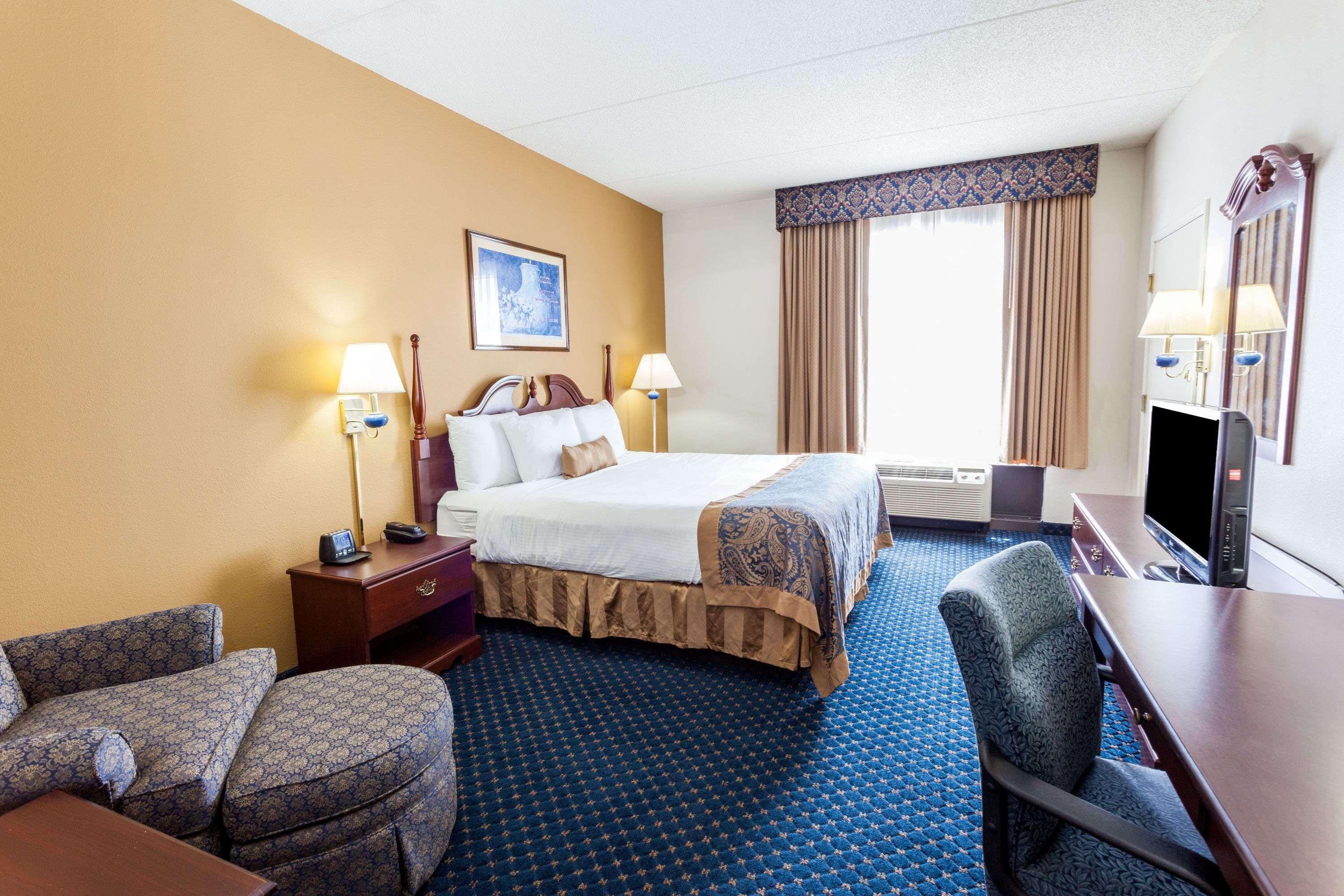 Hotel Wingate By Wyndham Atlanta/Six Flags Austell Extérieur photo