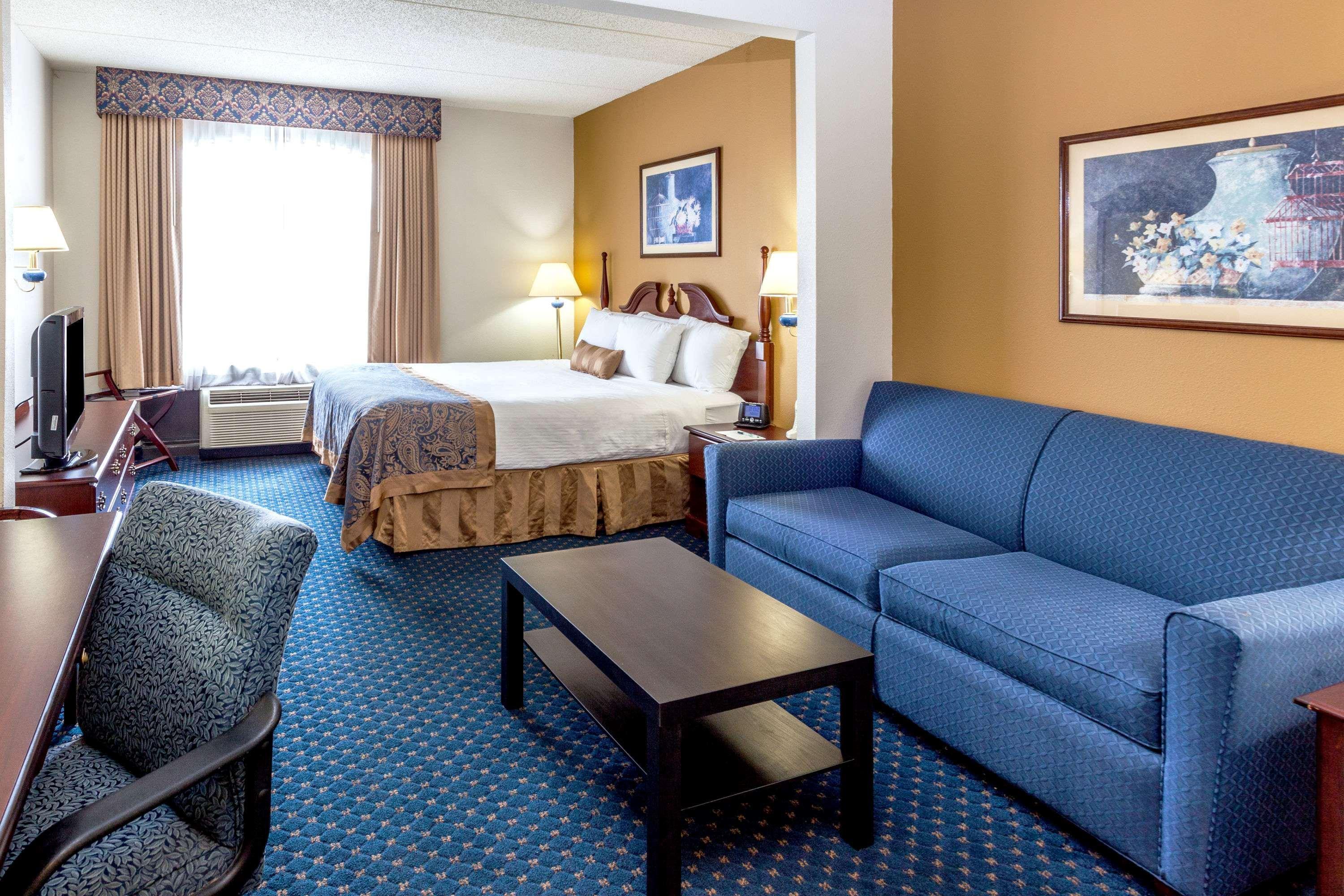 Hotel Wingate By Wyndham Atlanta/Six Flags Austell Extérieur photo